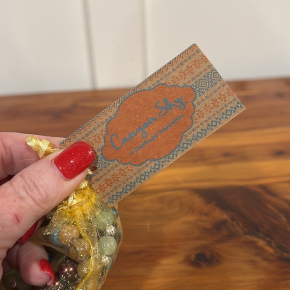 NWT Canyon Sky Set of 5 Southwest Aztec Turquoise Beaded Bracelets - Picture 3 of 5